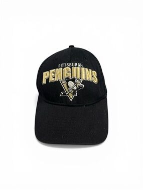 Reebok Black and Gold Pittsburgh Penguins Cap